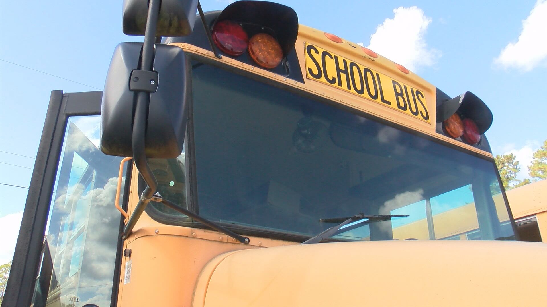 Robertson County Schools increasing bus security through training - Vimarsana News