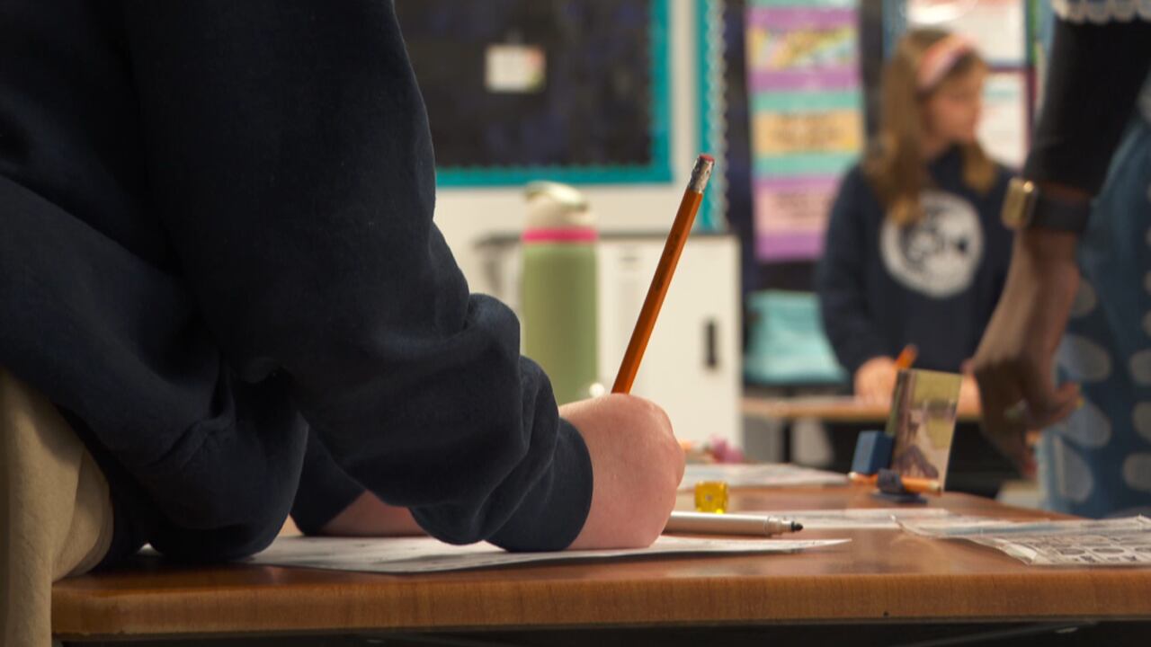 Sumner County Schools approves raises for all staff - Vimarsana News